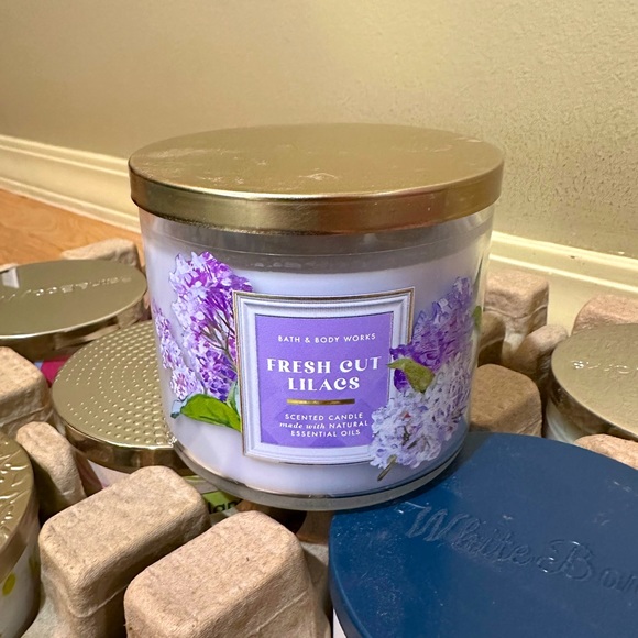 Bath & Body Works Other - NWT BBW 3 wick candle Fresh Cut Lilacs